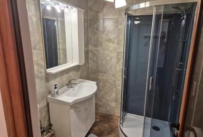 Sect 1, apartament 2 camere Calea Grivitei 232 , piataChibrit,metrou 1Mai,RAR - 5
