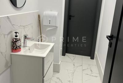 Spațiu comercial, de 180 mp, în Central - 4