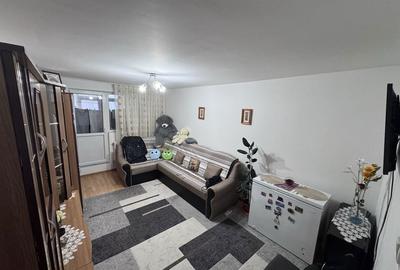 Apartament cu 3 camere decomandat în Central - 1