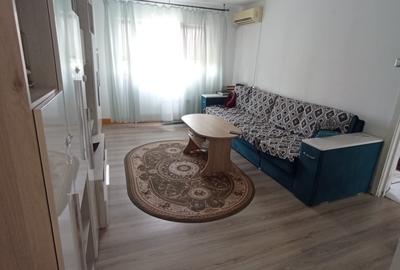 Apartament cu 3 camere semidecomandat, mobilat în Podu Roș - 1