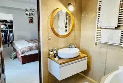 Casă cu 3 camere cu Teren 340 Mp în Central - 12