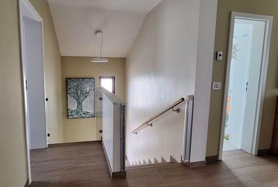 Casă individuală cu 4 camere cu Piscina în Giroc - 18