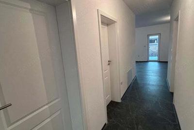 Casă cu 3 camere în Central - 2