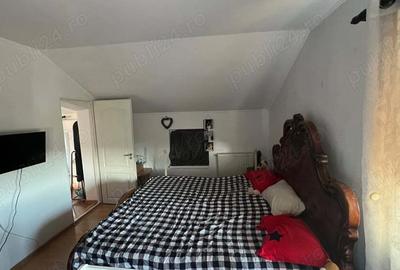 Casă cu 4 camere cu Teren 317 Mp în Piața Nouă - 1