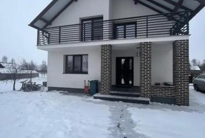 Casă cu 7 camere cu Teren 530 Mp în Central - 12