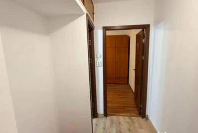 Apartament cu 2 camere semidecomandat în Casa de Cultură