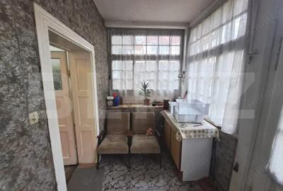 Casa cu Poten?ial in Bra?ov Ideala pentru Locuin?a sau Afacere - 3