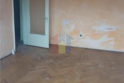 70mp 3 cam etaj 2 balcon 7 m R.Negru - Capatul lui 4 confort - 6