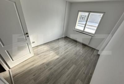 Apartament cu 3 camere decomandat în Decebal - 13