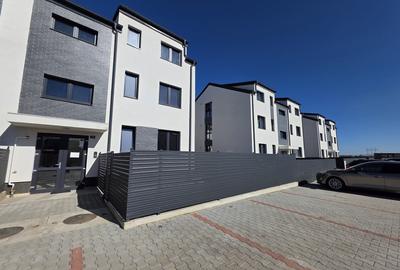 Apartament cu 3 camere decomandat în Sânpetru - 3