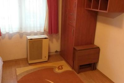 Garsonieră în Micro 16 - 4