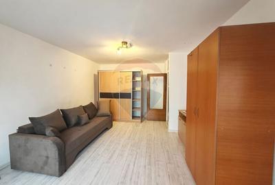 Apartament cu 1 camere decomandat, mobilat în 13 Septembrie - 7