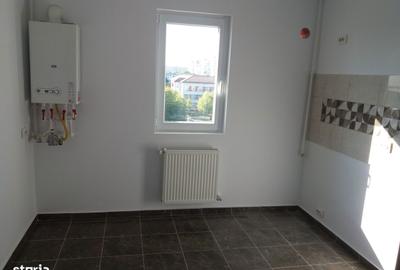 Apartament cu 2 camere decomandat în Apărătorii Patriei - 2