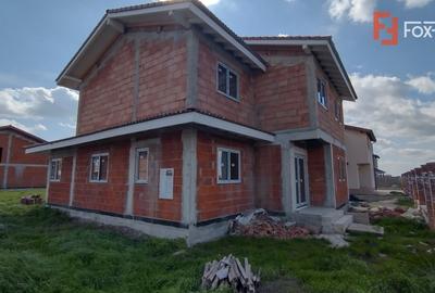 Casa individuala la ROSU, 5 camere, Sacalaz-Gaz si curent bransat - 1