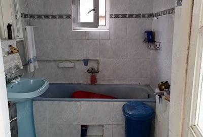 Casă cu 3 camere în Central - 1