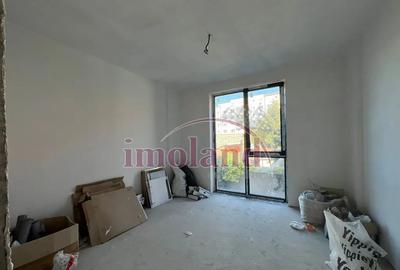 Apartament cu 3 camere semidecomandat în 13 Septembrie - 12