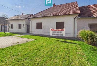 Casa moderna cu 2 corpuri, 5 camere in Pecica - 10