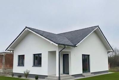 Casă cu 3 camere cu Teren 87 Mp în Calea Aradului