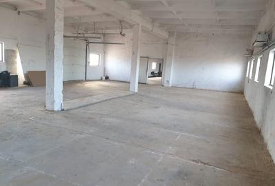 Spațiu industrial, de 360 mp, în Central - 1