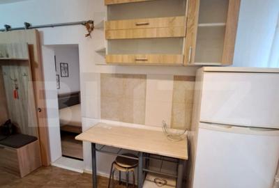 Garsoniera de vanzare, complet mobilata ?i utilata, 28 mp - 1