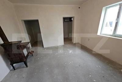 Casa de vanzare cu 3 camere, 2050 mp, zona Tatarasti - 10