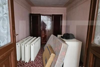 Casă cu 2 camere cu Teren 1200 Mp în Central - 1