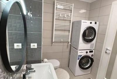 Apartament cu 2 camere decomandat în Tractorul - 4