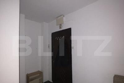 Garsoniera, 22 mp, zona Democratiei - 4