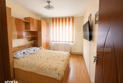 Apartament cu 3 camere decomandat în Micro 12 - 4