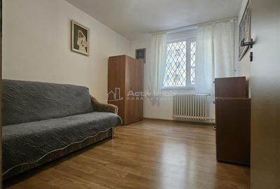 Apartament cu 3 camere decomandat în Tei - 16