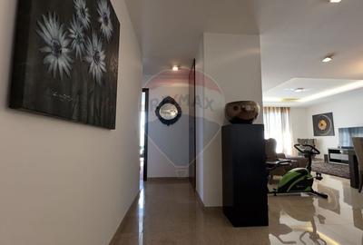 Apartament cu 4 camere decomandat în Corbeanca - 11
