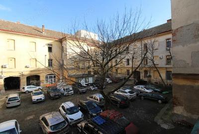 Apartament cu 2 camere nedecomandat, mobilat în Ultracentral