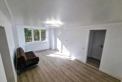 Vand apartament ?iglina 1,spate tribunal. Fara risc seismic ?i fara balcon. Parter - 3