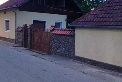 Casă cu 4 camere în Poieni - 3