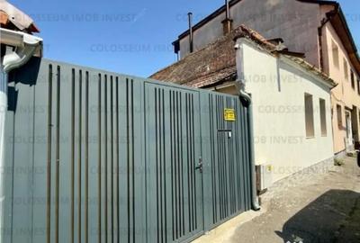 Casă cu 2 camere cu Teren 100 Mp în Central - 12