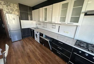 Apartament cu 2 camere decomandat în Romană