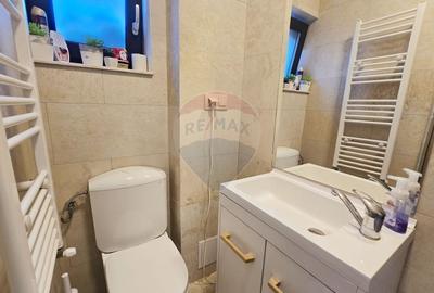 Casa, 4 dormitoare, pod amenajat, gradina, zona Vivo - 5