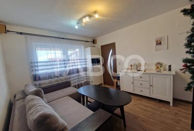 Apartament cu 3 camere decomandat, mobilat în Turnișor