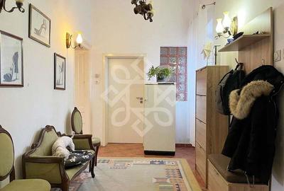 Casa cu 4 camere de vanzare in zona centrala din Oradea - 4