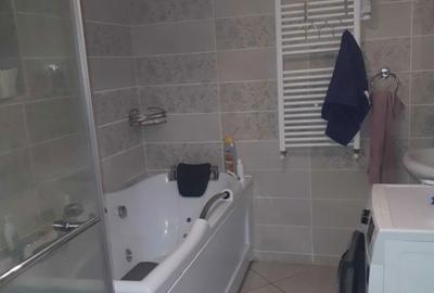 Casă cu 4 camere în Sud