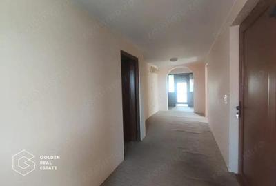 Casa solida, spatiu interior mare, zona Micalaca Casa solida, spatiu interior mare, zona Micalaca - 8