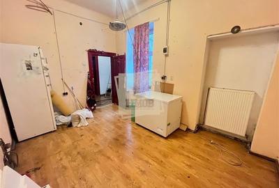 Apartament cu 4 camere 2 bai si balcon in zona Ultracentrala - 16