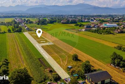 Teren de 483 mp, în Stupini - 7