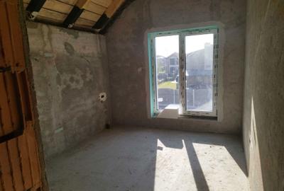 Casă cu 4 camere în Giarmata - 4