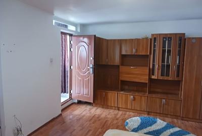 Casă cu 4 camere în Central - 3