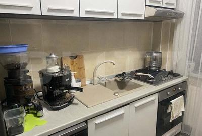 Apartament cu 3 camere semidecomandat în Central - 7