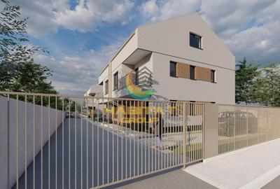 Casă cu 6 camere cu Canalizare în Central - 3