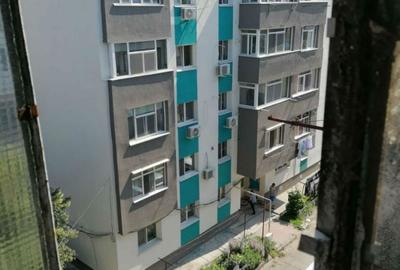 Apartament cu 3 camere în Tineretului - 15