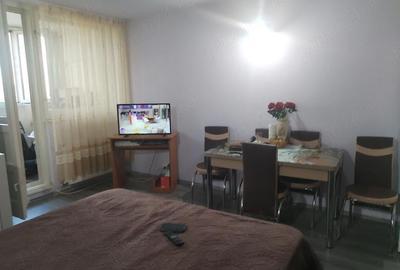Garsonieră semidecomandată în Gorjului - 2
