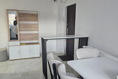 Spațiu comercial, în Central - 4